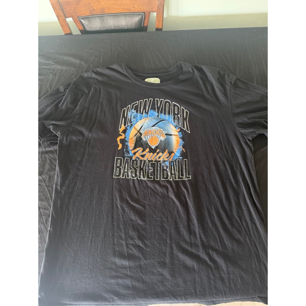New York Knicks Basketball Graphic Tee Fanatics Black Men's 2XL NBA